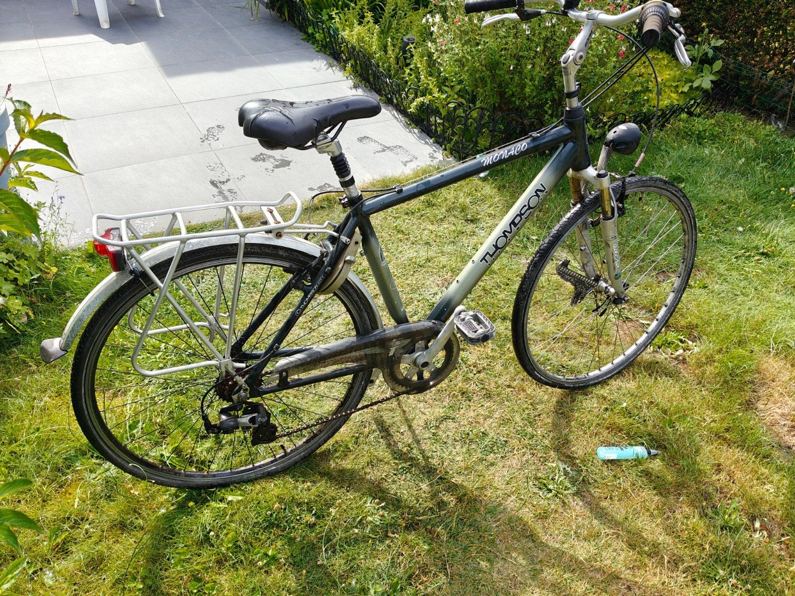 Thompson fiets Monaco, Ophalen