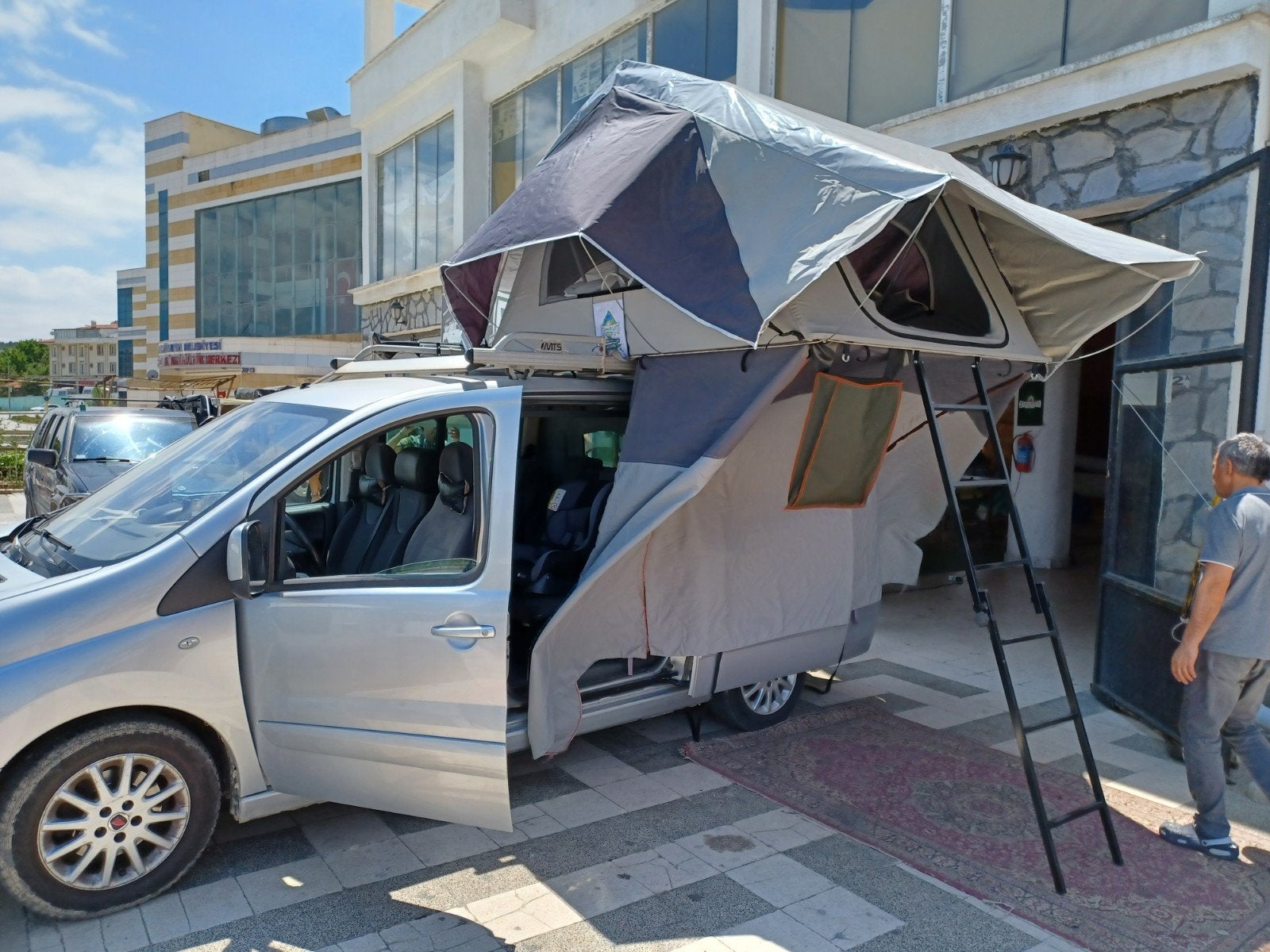 Tente de toit, Enlèvement, Comme neuf, Jusqu'à 4
