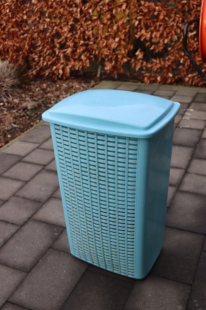 Blauwe kunststof wasmand, Ophalen, Kunststof, Gebruikt, Met deksel