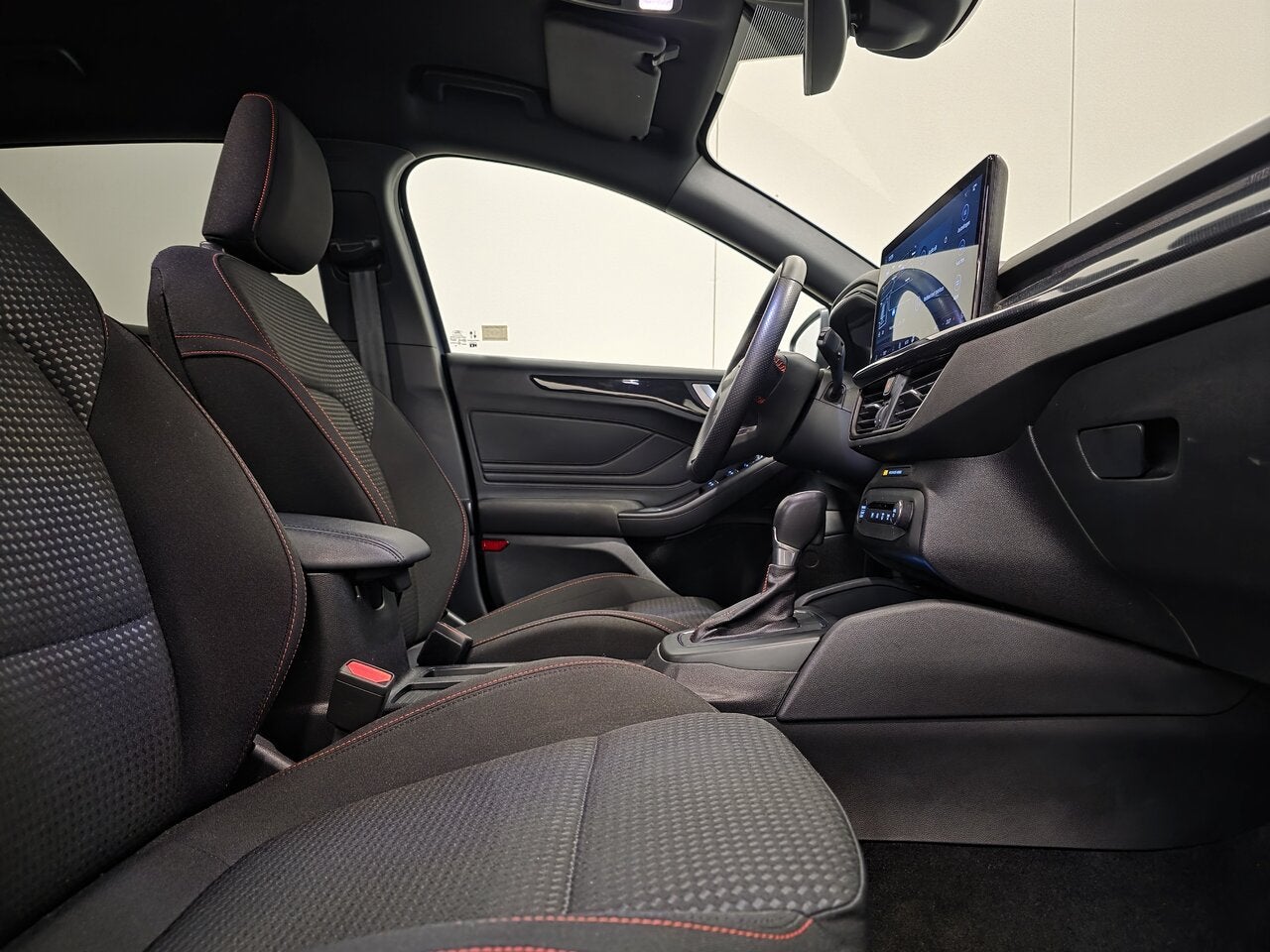 Ford Focus Break 1.0 Benzine Autom. - ST Line - Topstaat! 1, 0 kg, Noir, Automatique, Particulier