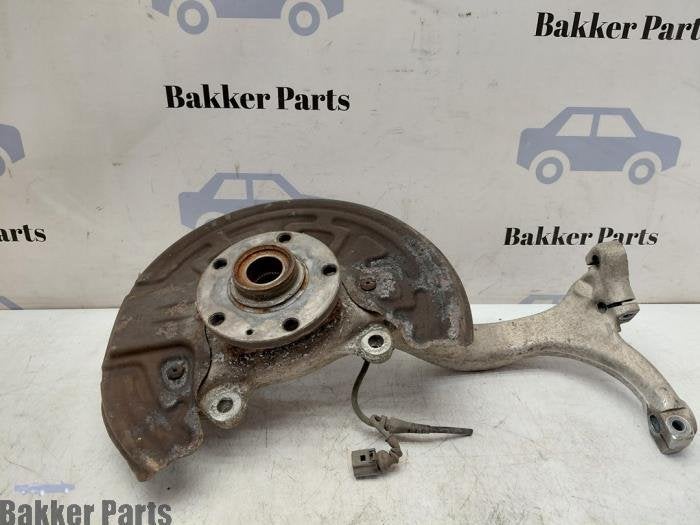 Joint avant gauche d'un Audi S4, -, -, 3 mois de garantie, Audi
