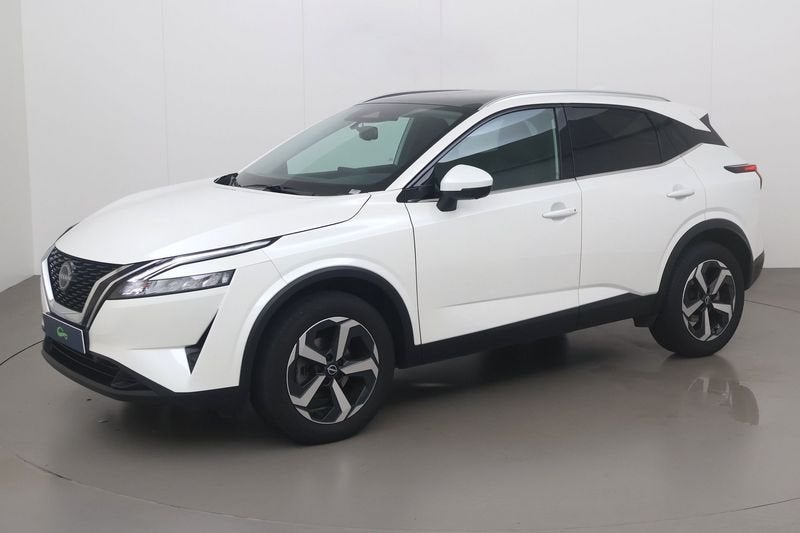 Nissan Qashqai 1.3 dig-t mild-hybrid n-connecta 140, Auto's, Gebruikt, 4 cilinders, 1404 kg, Overige bekleding