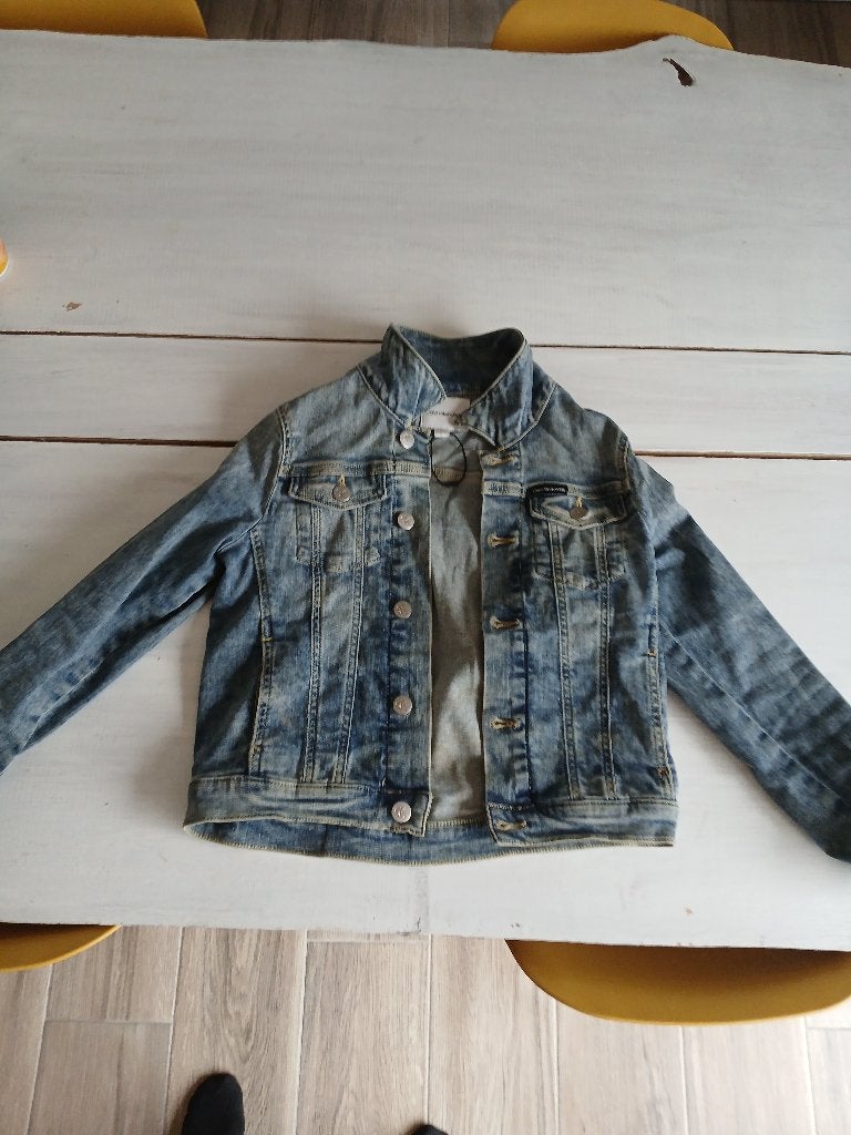 Lot de 4 vestes  fille 8-10 ans - Calvin Klein, Esprit, TAO, Enlèvement, Comme neuf, Fille, Manteau