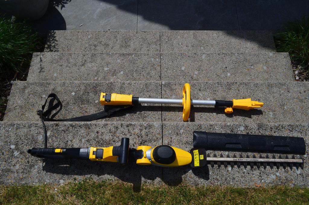 Telescopische elektrische Haagschaar Powerplus, Tuin en Terras, Ophalen, Gebruikt, Power plus, Telescopisch