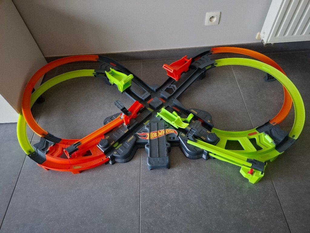 Hot wheels, Enfants & Bébés, Jouets | Circuits, Autre propulsion, Comme neuf, Enlèvement, Circuit