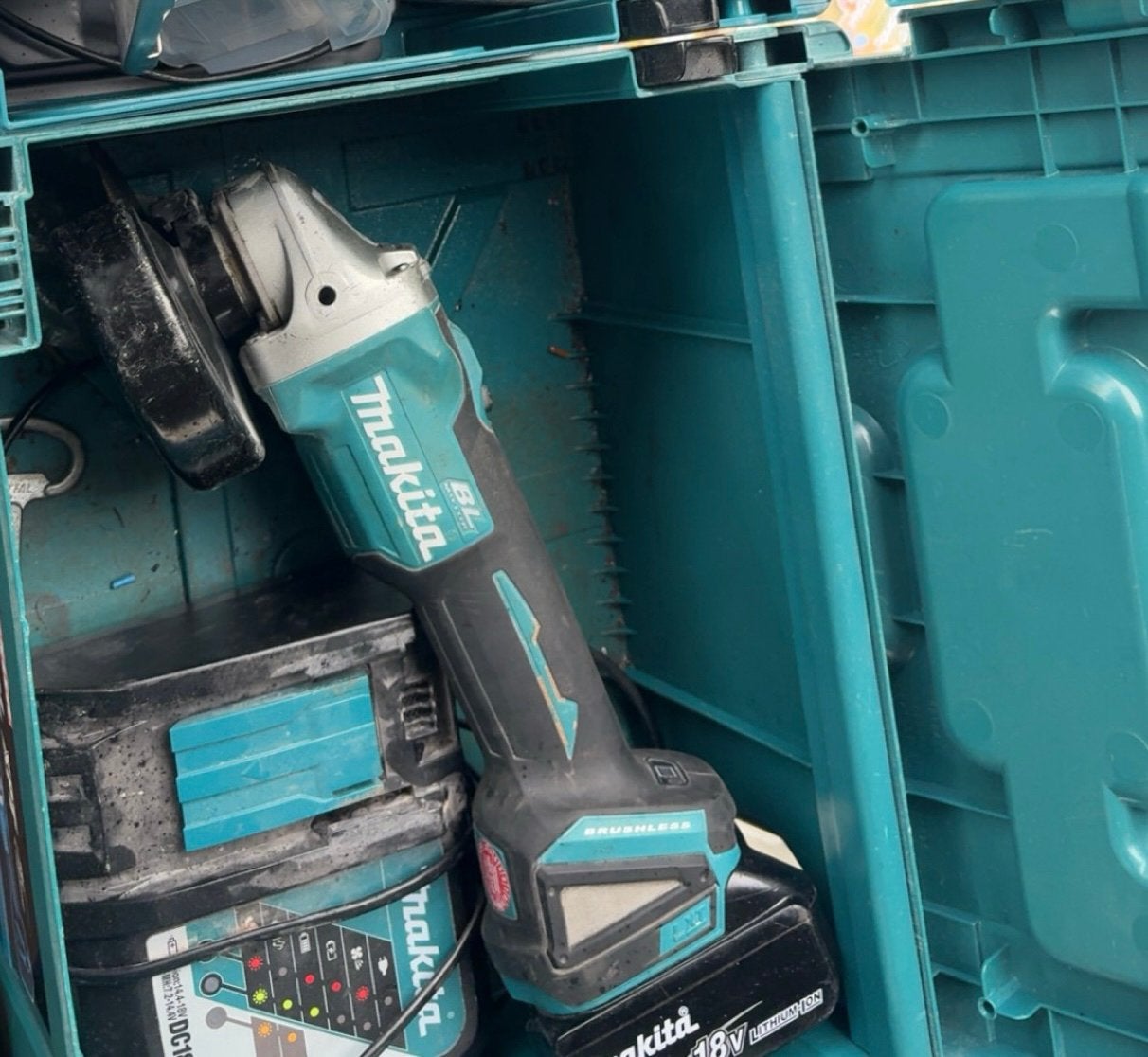 Rectifieuse Makita, Enlèvement, Comme neuf