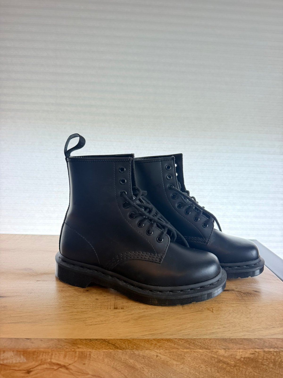 Dr martens - 1460 mono NIEUW, Zwart, Lage of Enkellaarzen, Nieuw, Ophalen of Verzenden