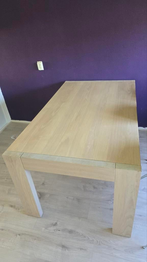 Karel Mintjens Quba massief eiken eettafel (2021), Enlèvement, Chêne