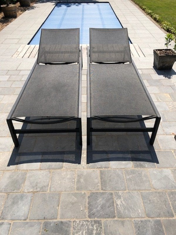 Zwart ligbed met verdoken wieltjes Jardin De Ville, Tuin en Terras, Ligbedden, Ophalen, Nieuw, Verstelbaar