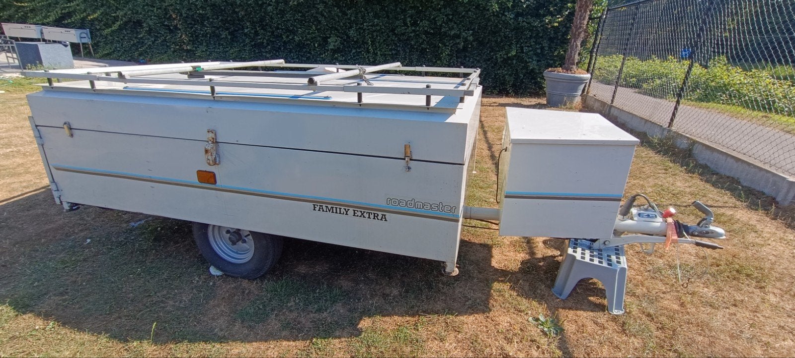 BAGAGEWAGEN / HOBBYCAR, Ophalen