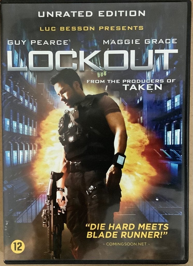 Lockout (2012) Dvd  Guy Pearce, Vanaf 12 jaar, Ophalen of Verzenden, Gebruikt, Actie