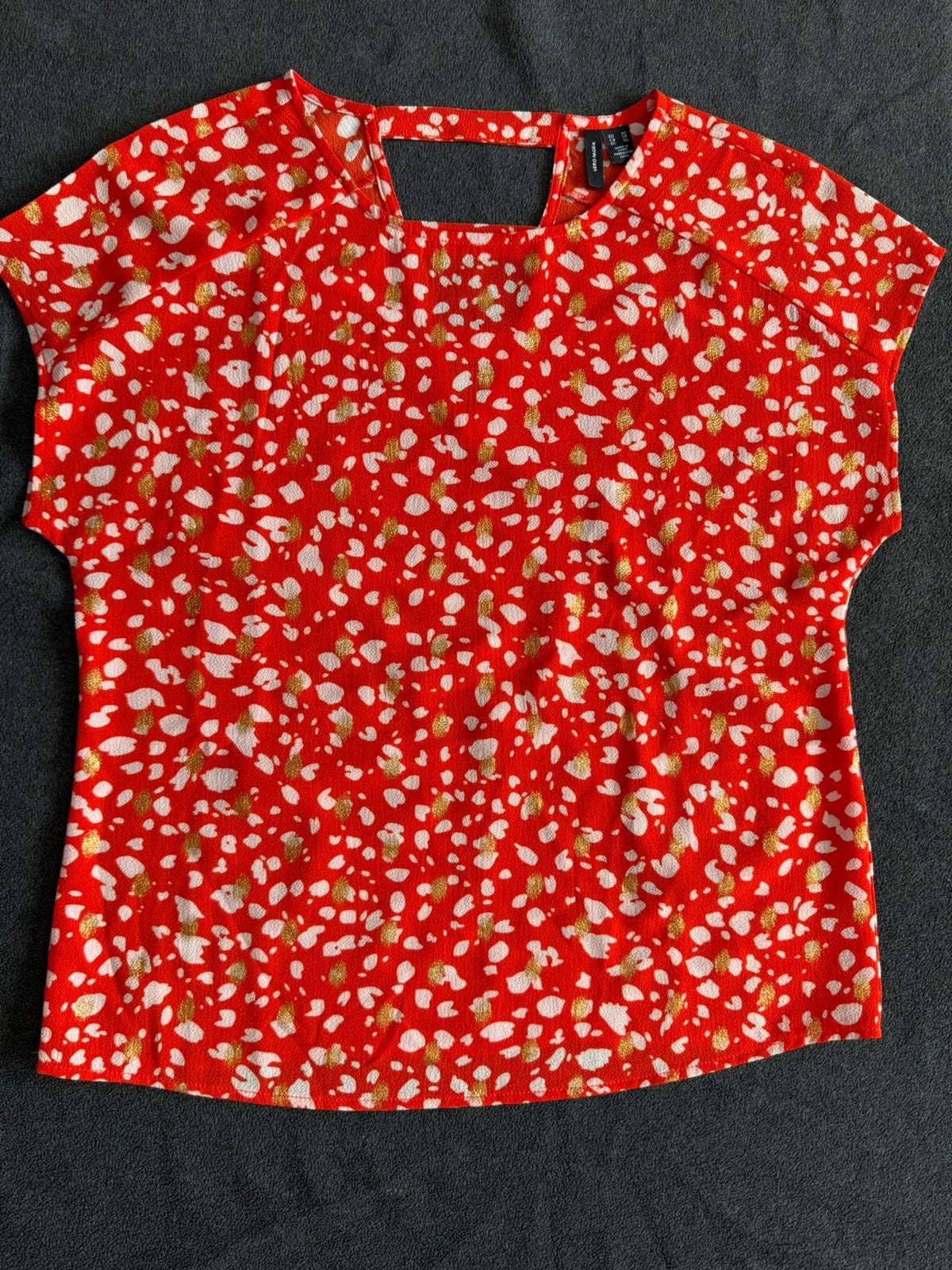 Blousje Vero Moda maat xs, Kleding | Dames, Blouses en Tunieken, Ophalen, Zo goed als nieuw, Maat 34 (XS) of kleiner, Rood