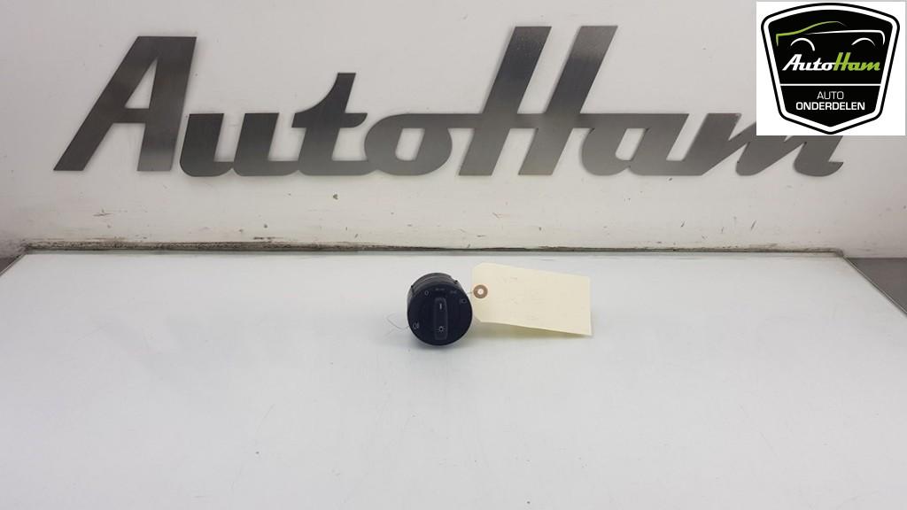 INTERRUPTEUR D'ECLAIRAGE Skoda Citigo (01-2011/08-2019), Utilisé, Skoda