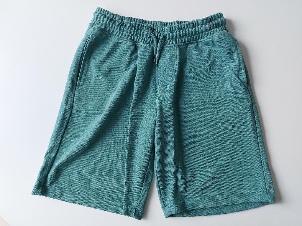 Korte broek, groen, maat 158, Kinderen en Baby's, Kinderkleding | Maat 158, Ophalen of Verzenden, Zo goed als nieuw, Jongen, Broek