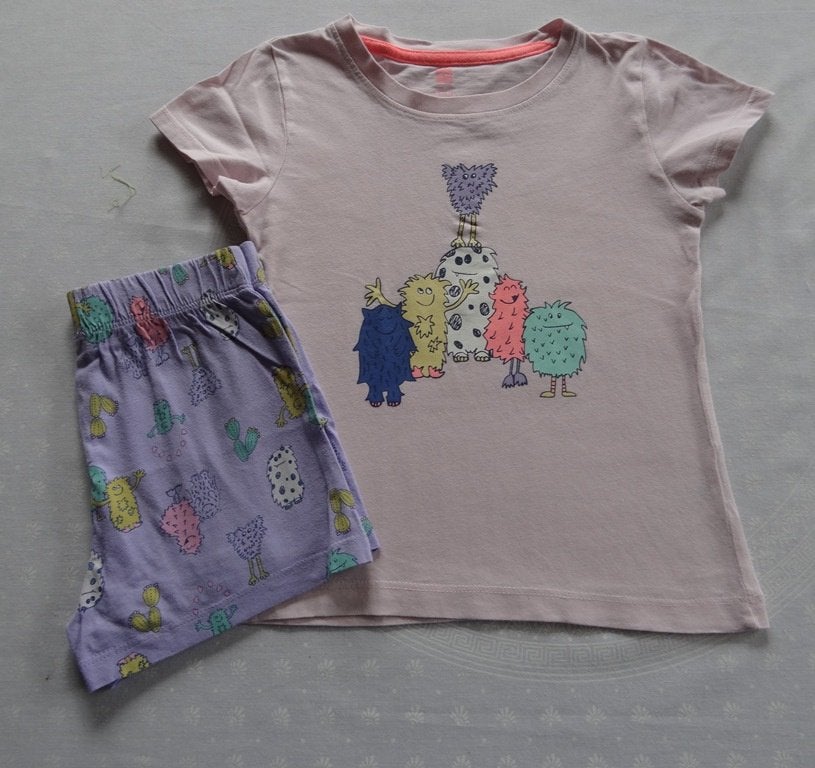 Pyjama’s Niet-Woody Maat 110, Kinderen en Baby's, Ophalen of Verzenden, Zo goed als nieuw, Meisje, Nacht- of Onderkleding