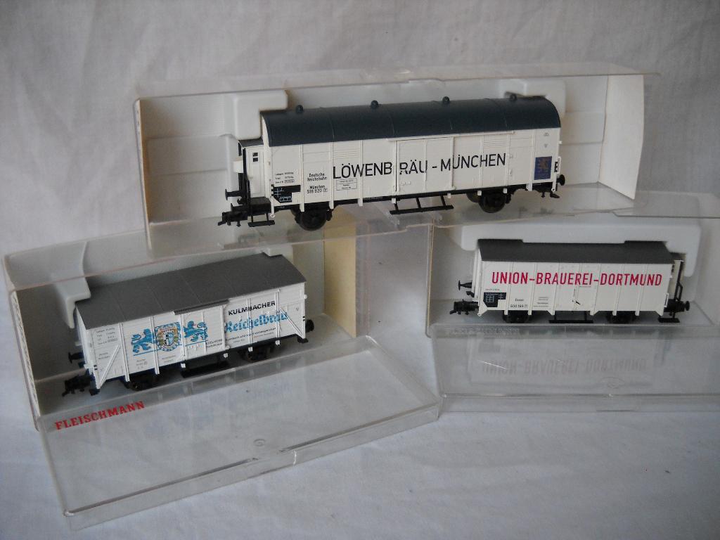 Fleischmann 83 5307 + 5362 + 5833 H0 Bierwagens, Wagon, Ophalen of Verzenden, Zo goed als nieuw, Analoog