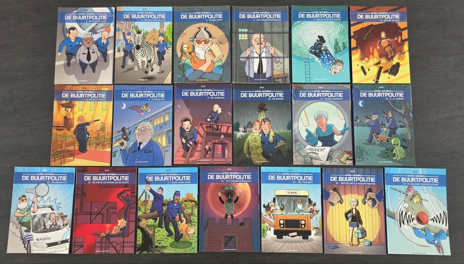 Strips: De Buurtpolitie.    : Standaard Uitgeverij, Boeken, Ophalen of Verzenden, Zo goed als nieuw
