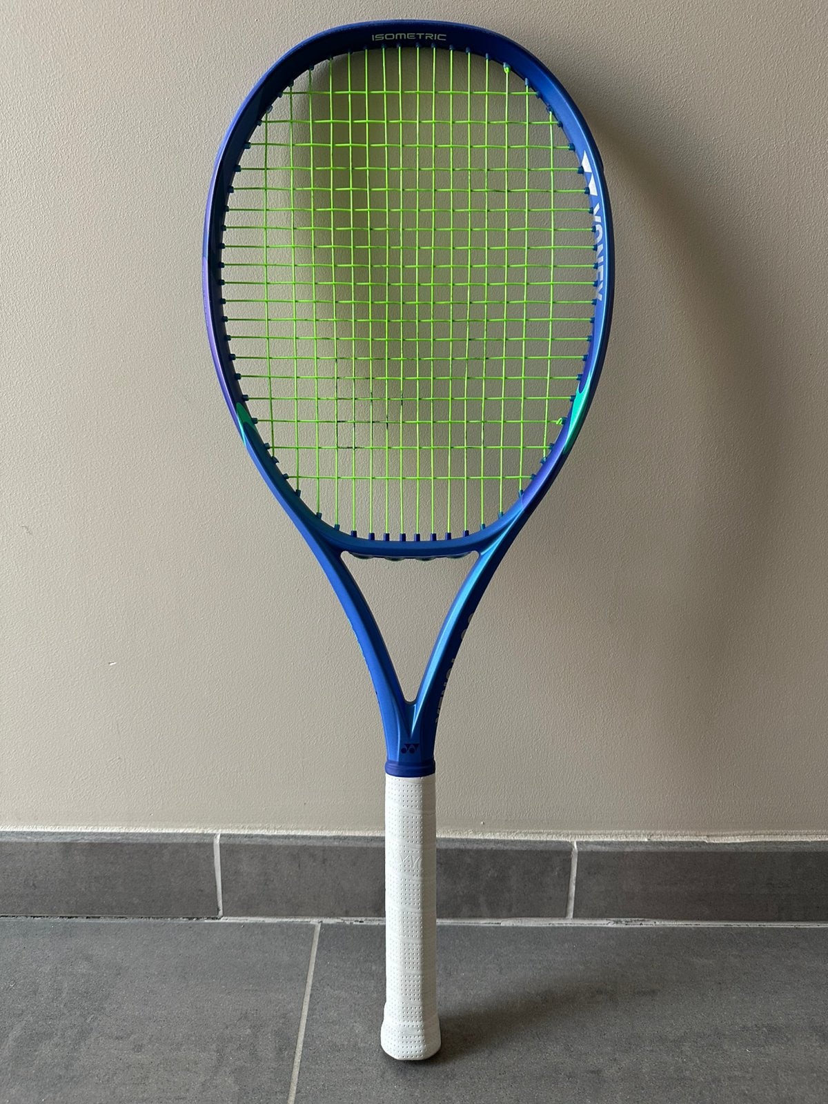 Raquette YONEX EZONE 98 2025, Sport en Fitness, Tennis, Zo goed als nieuw, Racket, Ophalen, L2