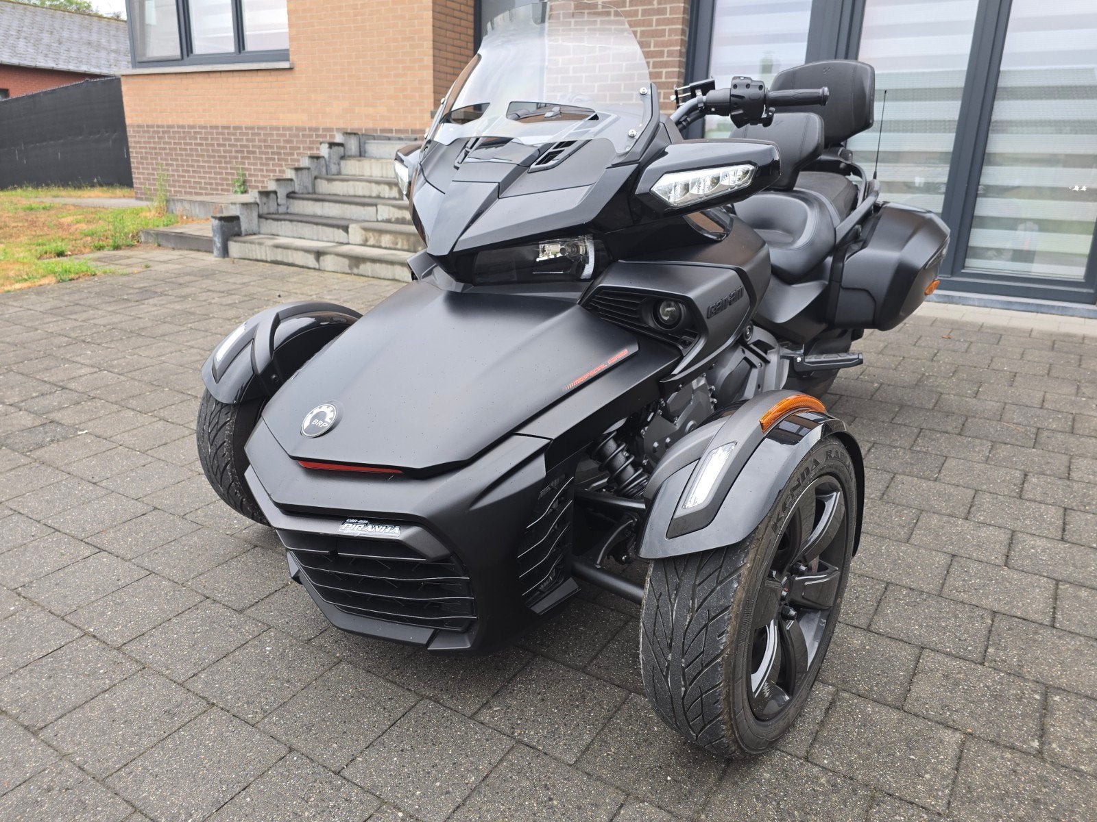 Can-Am Spyder F3 Limited 1330, Motoren, 4 cilinders, 1330 cc, Meer dan 35 kW