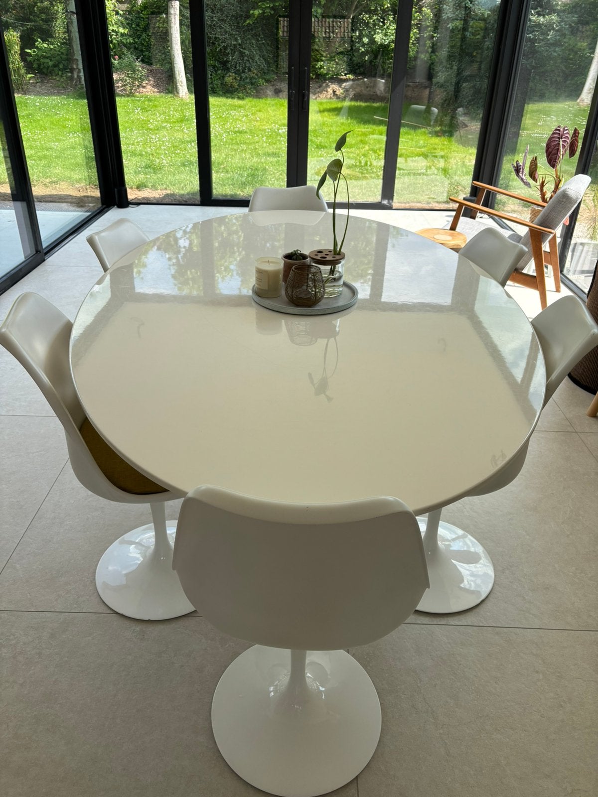 réplique de haute qualité de style Tulipe/Saarinen, Enlèvement, Utilisé, 100 à 150 cm