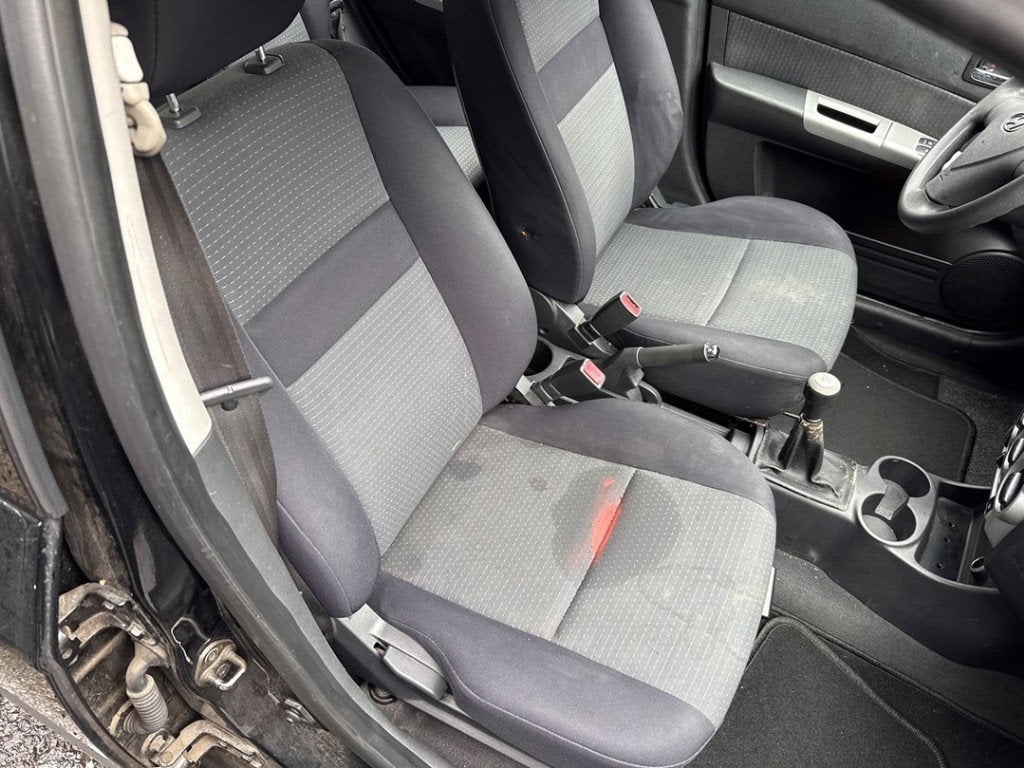 STOEL RECHTS VOOR Hyundai Getz (01-2002/12-2010), Hyundai Motor Deutschland GmbH, Gebruikt, Kaiserleipromenade 5
63067  Offenbach am Main, DE