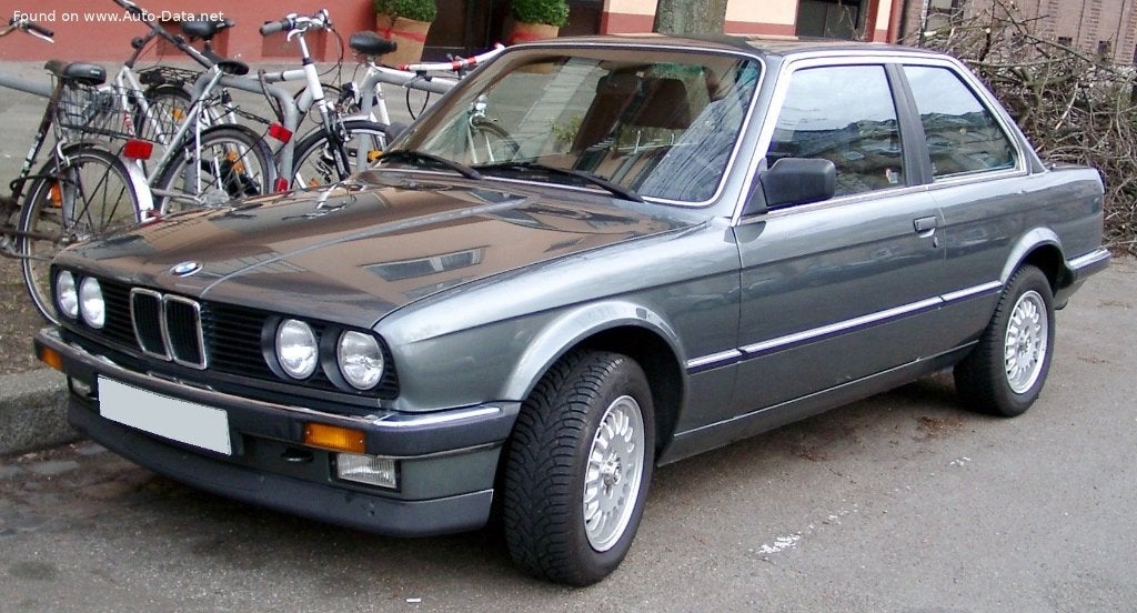 Cherche coque bmw e30 coupé, Auto's, Achterwielaandrijving, Zwart, 4 cilinders, Overige bekleding