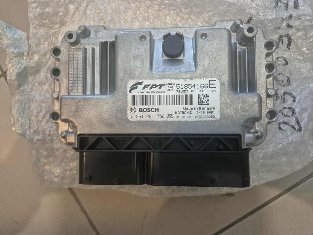 Calculateur fiat abarth 1.4 T-jet 51854166E, Ophalen, Fiat