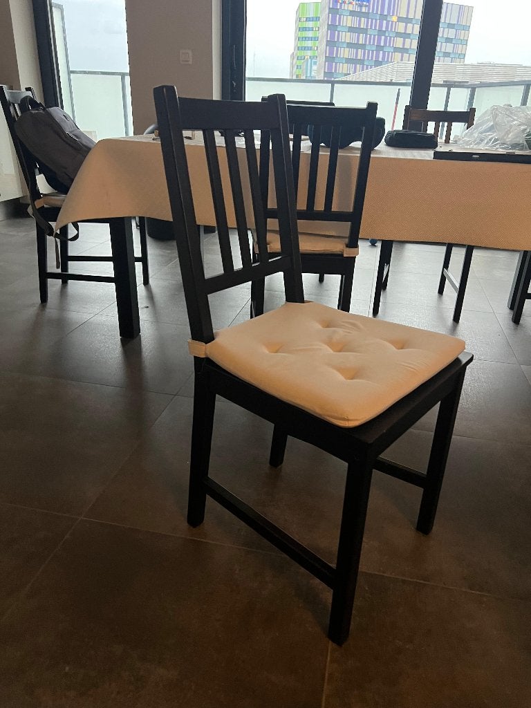 4 black elegant chairs 50% of original price, Ophalen, Zwart, Zo goed als nieuw, Vier