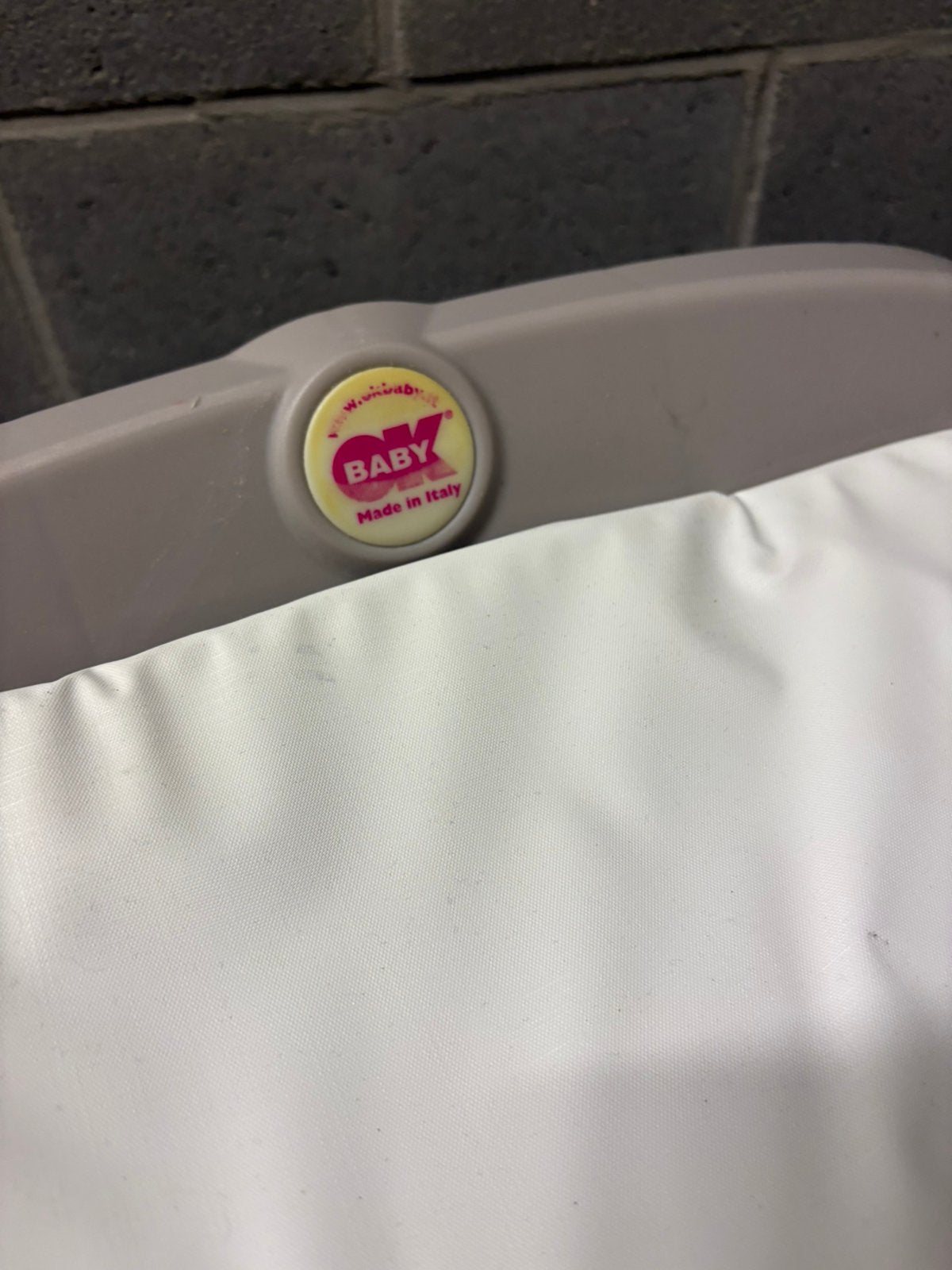Table a langer pour le bain, Enfants & Bébés, Enlèvement, Utilisé