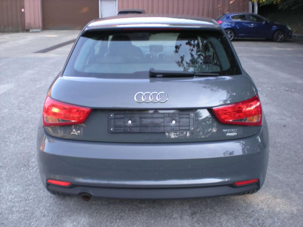 Audi A1 1.0 TSI (bj 2018), Auto's, Voorwielaandrijving, 4 zetels, Stof, Euro 6