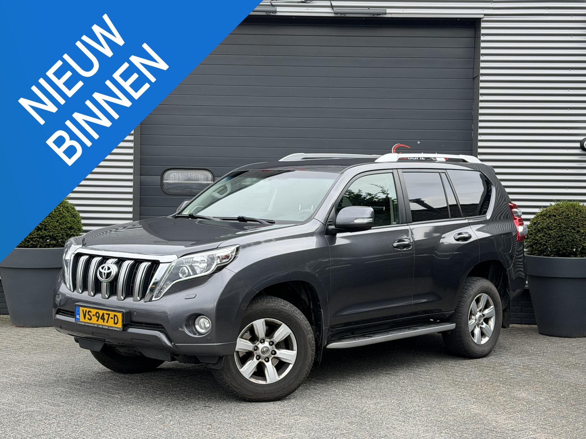 Toyota Land Cruiser 2.8 D-4D-F VX Blind Van | Navigatie | Ca, Automaat, Stof, Gebruikt, Euro 6