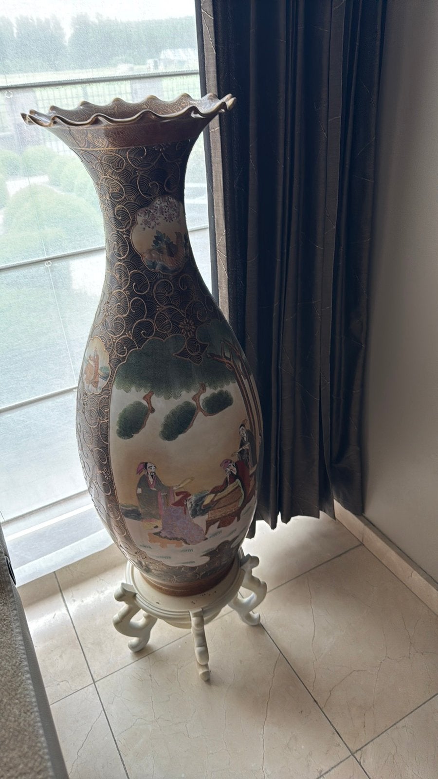 Chinese porseleinen haas op voet, Antiek en Kunst, Ophalen