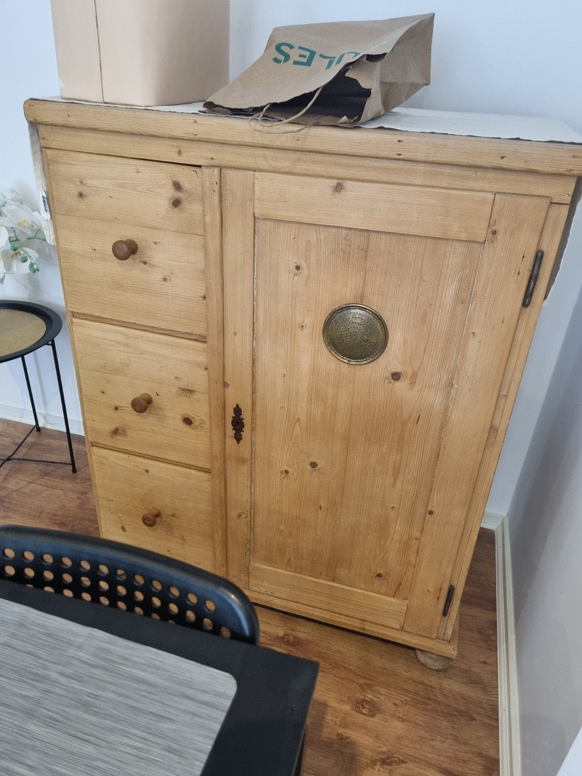 meuble de rangement, Enlèvement