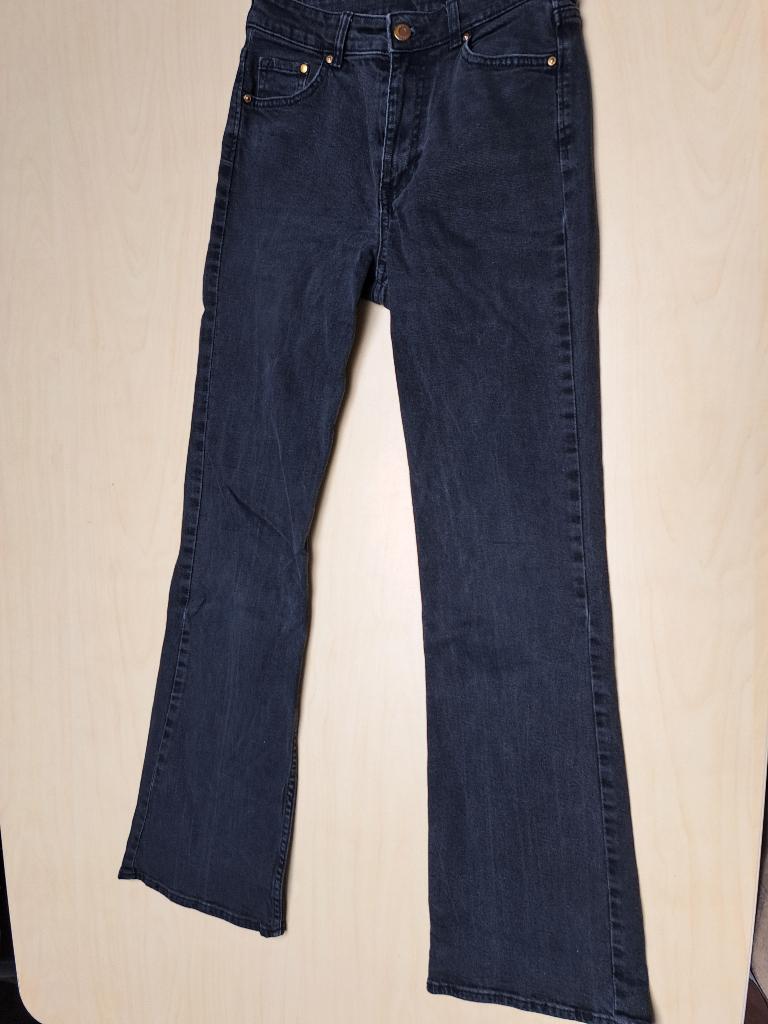Bootcut damesbroek maat 36, Ophalen