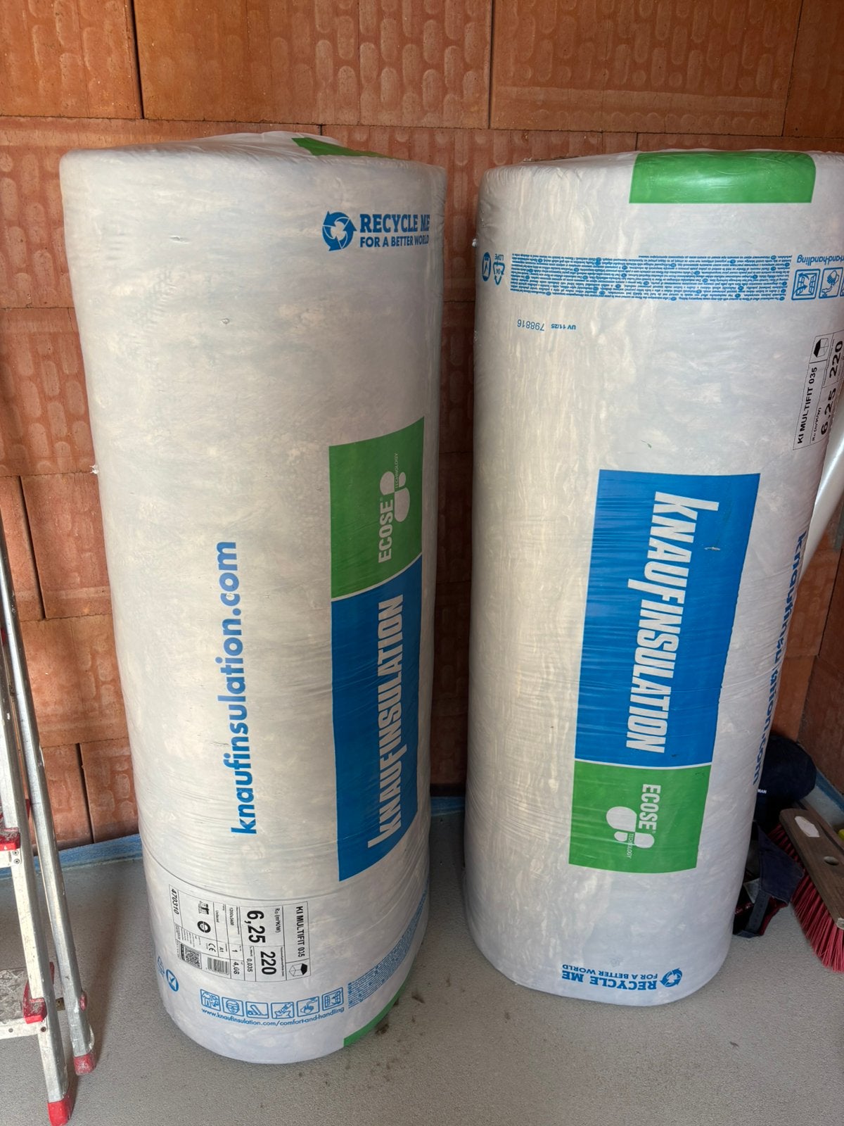 Isolatie rollen Knauf - 22 cm dik - 2 rollen beschikbaar, Doe-het-zelf en Bouw, 12 cm of meer, Nieuw, 5 tot 10 m², Glaswol