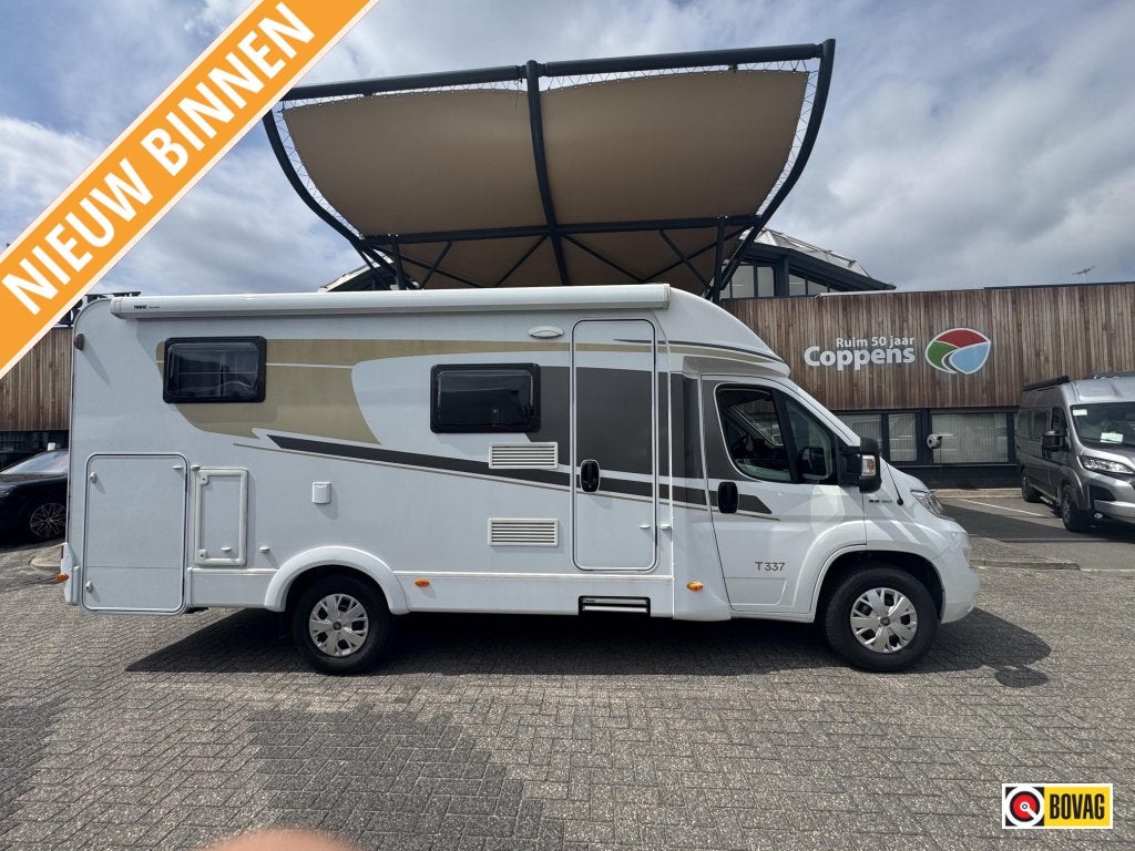 Carado T T337 ZEER NETJES !, Fiat, Caravanes & Camping, Réfrigérateur, 6 à 7 mètres, Toilette à cassette, Diesel