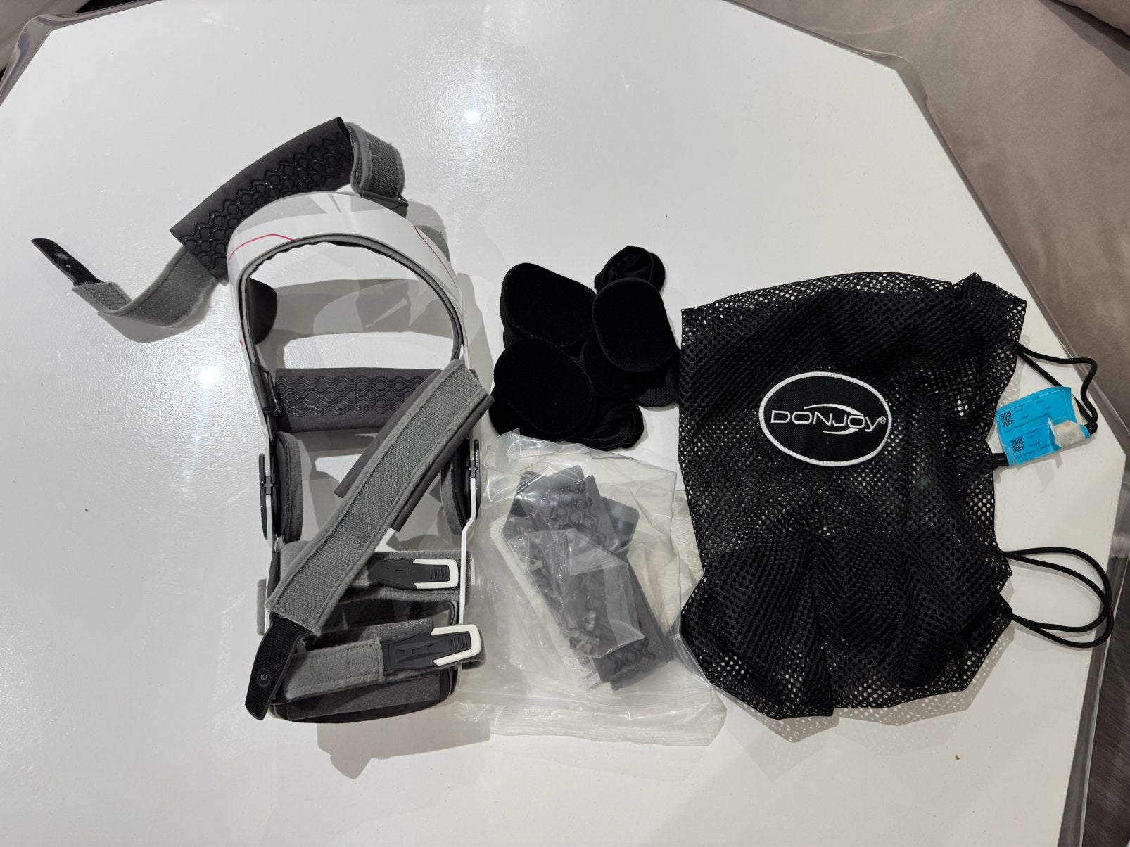 DonJoy Renegade CI kniebrace – rechterknie – maat L, Diversen, Braces, Ophalen, Zo goed als nieuw