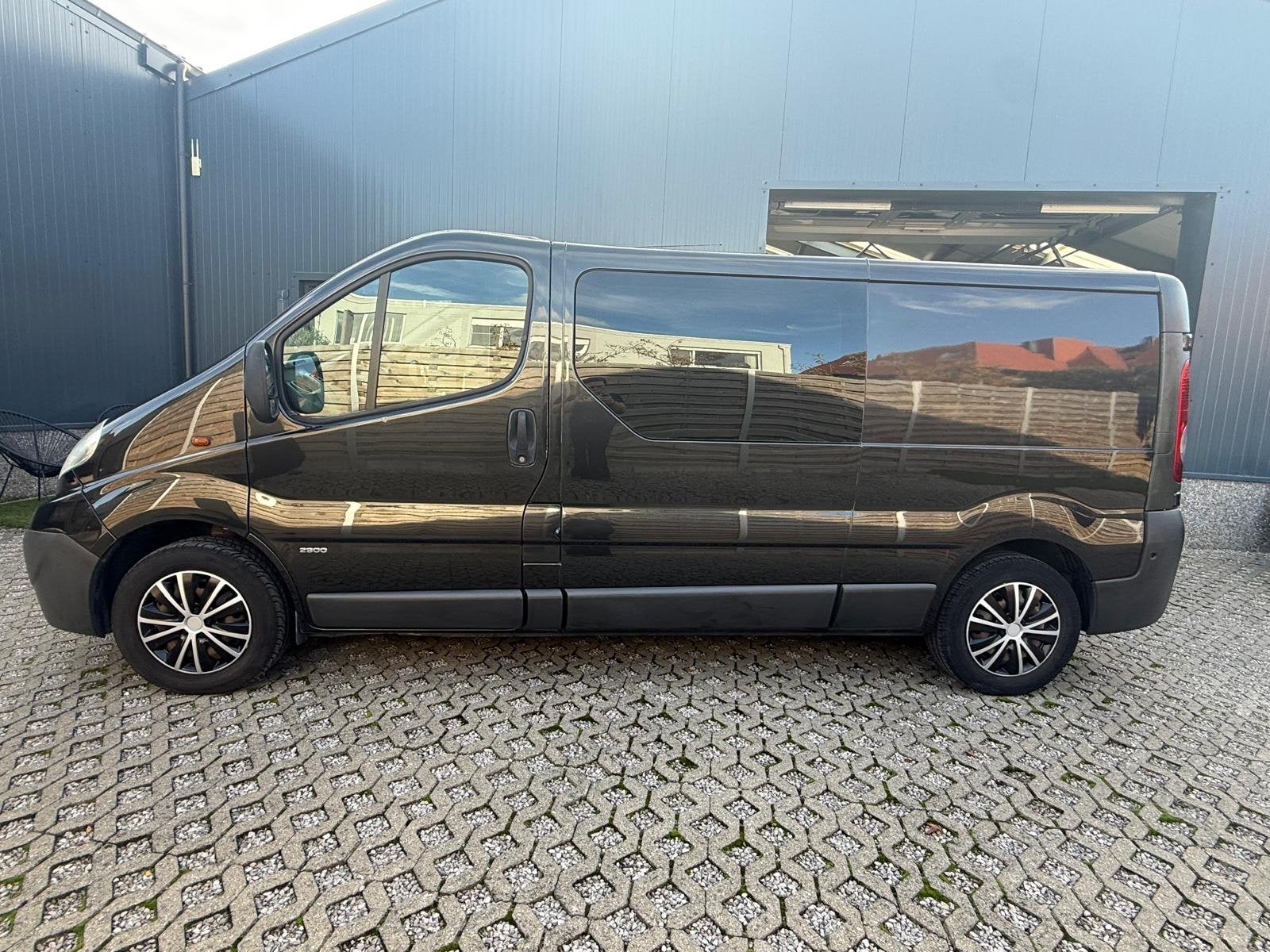 Opel Vivaro - L2H1 Dubbele cabine, Auto's, 112 pk, 82 kW, 4 cilinders, Zwart