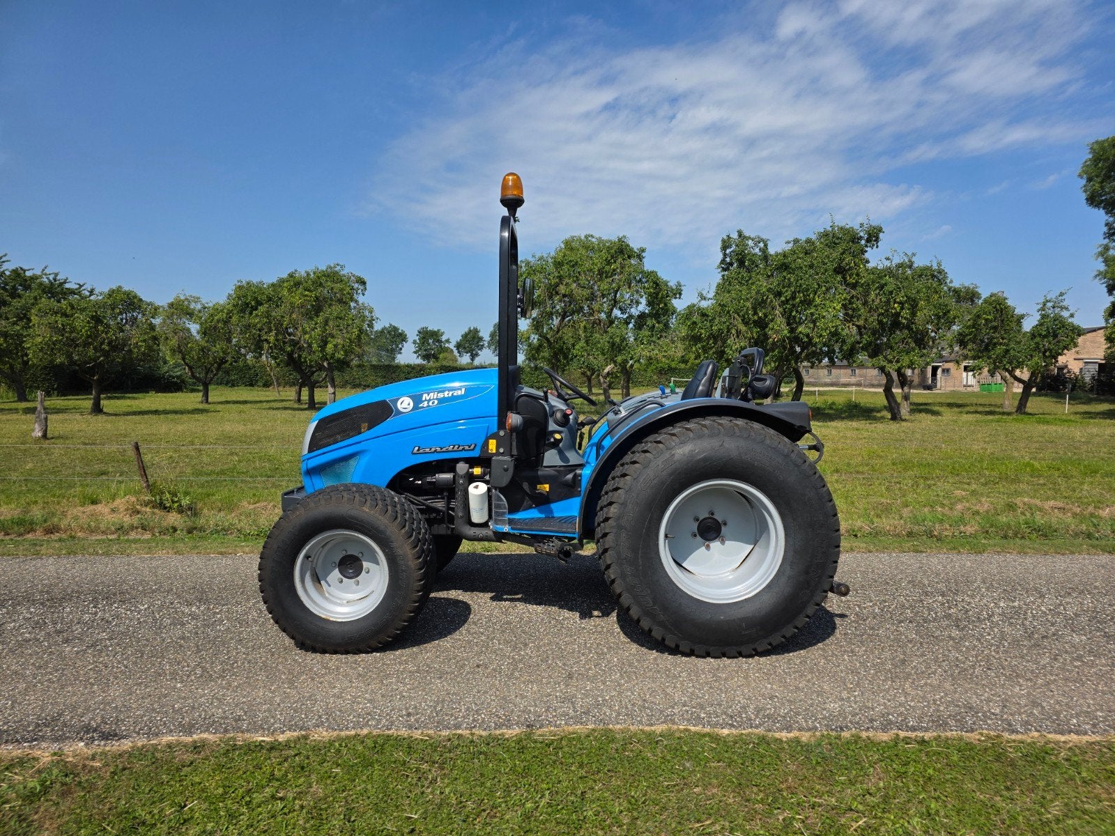Landini Mistral 40 Marge trekker., Zakelijke goederen, Landbouw | Tractoren, Overige merken, Gebruikt, Tot 2500, Ophalen of Verzenden