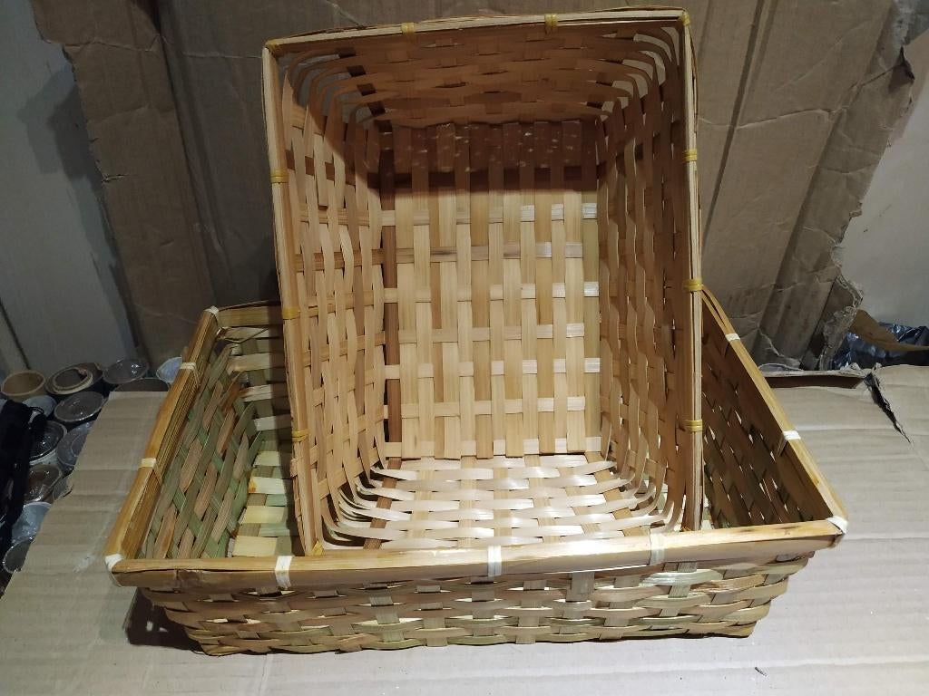 splinternieuwe rechthoekige rieten korfjes 33x22x10cm, Huis en Inrichting, Woonaccessoires | Schalen en Manden, Ophalen of Verzenden