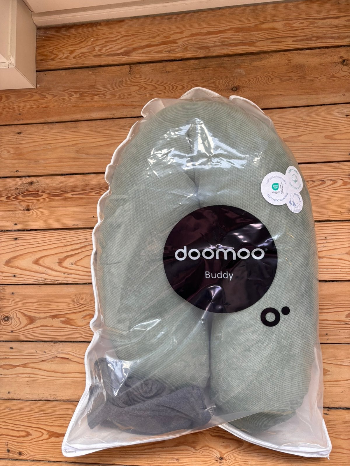 Coussin d'allaitement/de grossesse Doomoo Buddy + 2 housse, Enlèvement, Comme neuf, Coussin d'allaitement, Doomoo