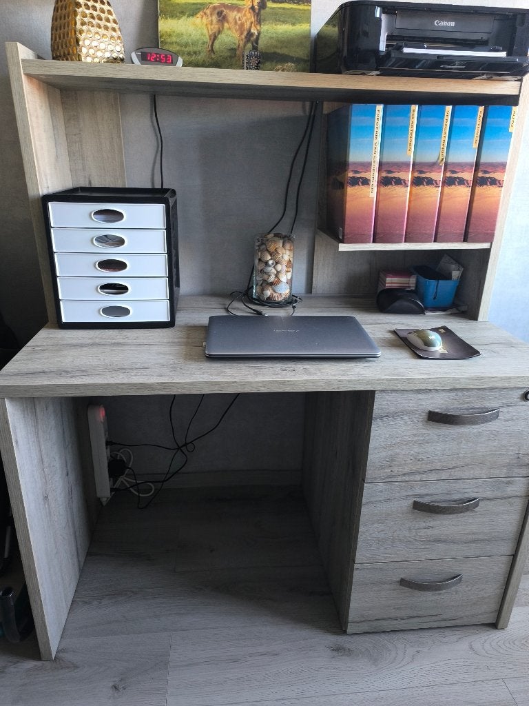 Bureau+bureaustoel, Ophalen, Overige typen, 120 cm, Zo goed als nieuw