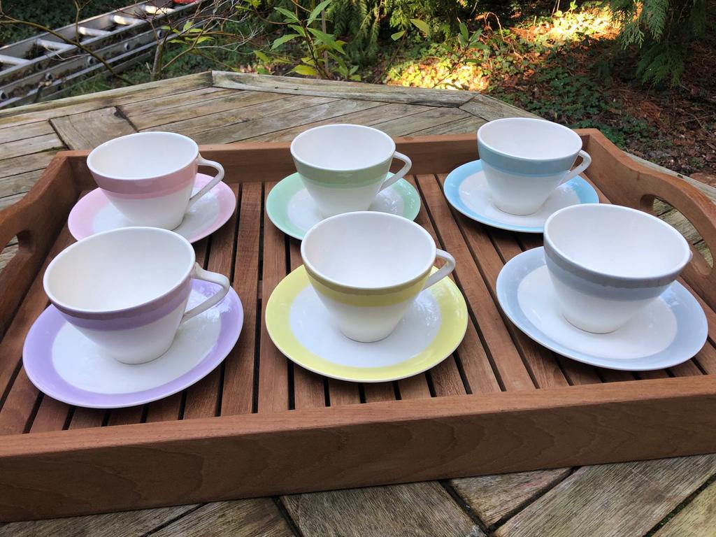 Boch set van 6 koffietassen met onderbord decor Luna, Ophalen