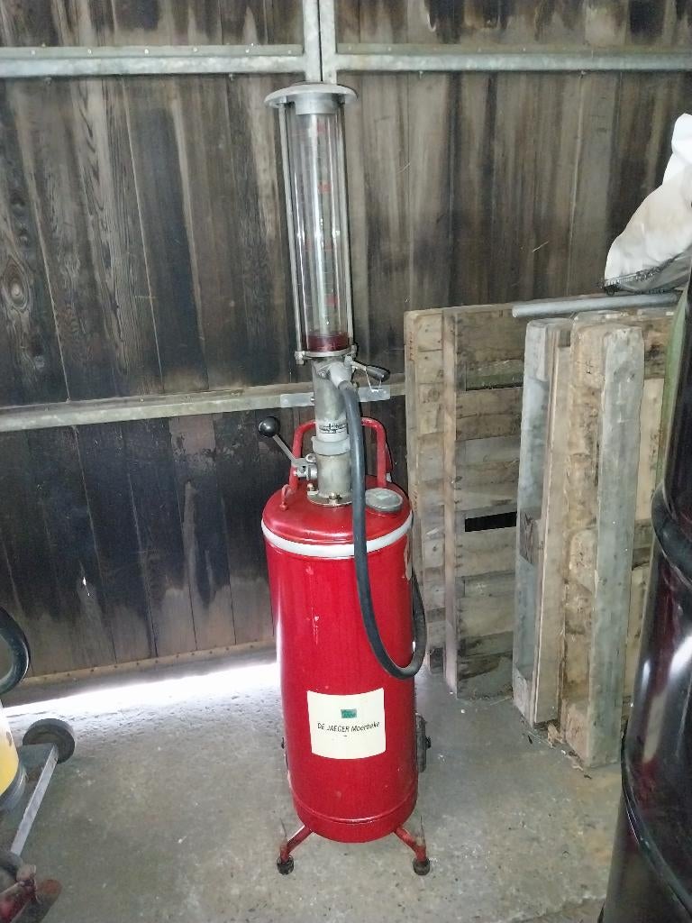 Werkende benzinepomp 2 takt, Verzamelen, Ophalen