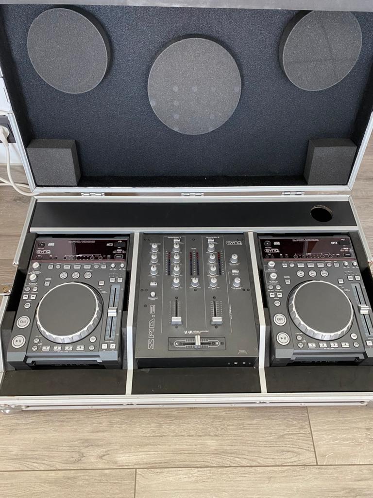Syncq draaiset inclusief flightcase, Muziek en Instrumenten, Ophalen, Zo goed als nieuw, Dj-set, Overige merken