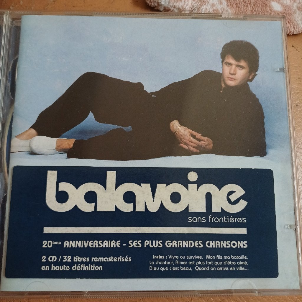 BALAVOINE sans frontières Cd et livret Varrod, CD & DVD, CD | Francophone, Comme neuf, Compilation, Matériel bonus, Suppléments