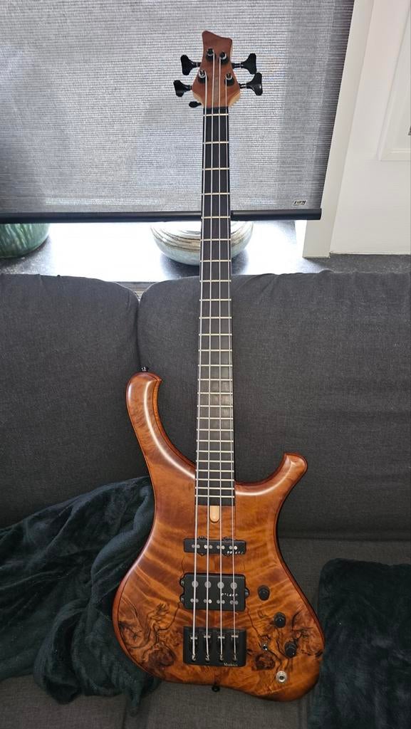 Marleaux constat custom bass, Muziek en Instrumenten, Ophalen