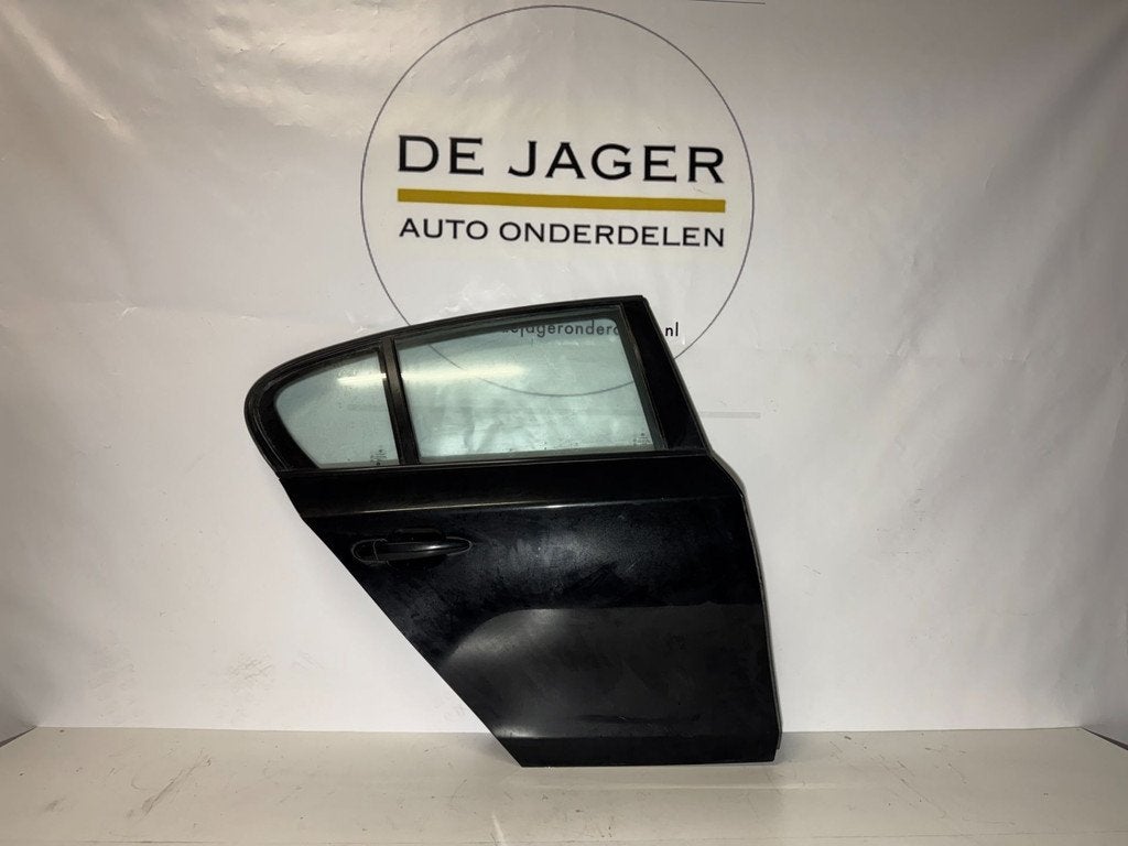 BMW S rie 1 E87 Portes Droite Huit, Petuelring 130
80788  Munich, DE, Info@bmw.de, Utilisé, Porte