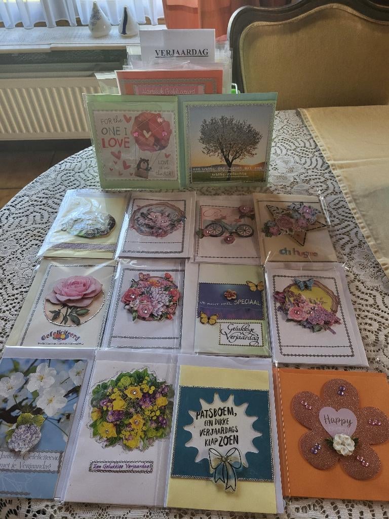 Handwerk:Verjaardag en kinderkaarten, geldzajes en mandjes., Hobby en Vrije tijd, Ophalen, Nieuw