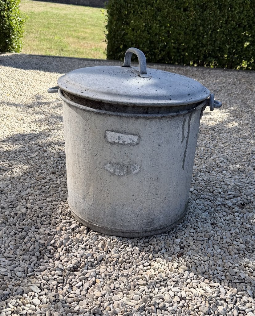 Mooie oude zinken voorraadpot, Ophalen